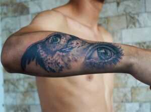 significado tatuajes de serpientes en el dedo